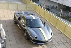 Жителю Вены запретили хранить Ferrari на балконе