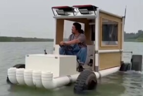 Мужчина построил себе рыбалкомобиль