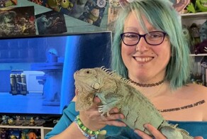 Фанатка «Корпорации монстров» перестроила дом и сменила фамилию