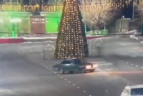 "Подрифтил" и оставил людей без новогодней ёлки