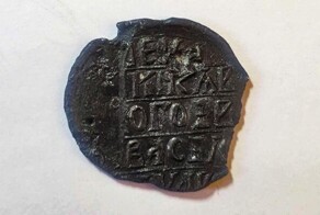 Печать времен Ивана III - самая ценная археологическая находка в 2025 году