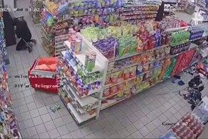 Форсаж» по-техасски: грабители вырвали банкомат из магазина