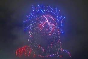 Церковь в США устроила в Рождество шоу дронов