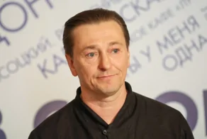 Сергей Безруков потребовал материальную компенсацию за мемные маски с его лицом