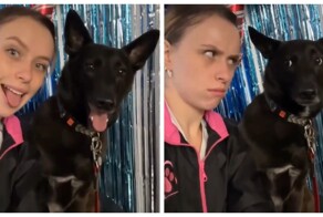 Девушка повторяет за своей собакой