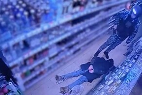 В Подмосковье мужчина залез в магазин, чтобы пополнить запасы к Новому году