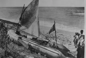 Отважный доктор, который добровольно организовал кораблекрушение и продержался 65 дней в океане на рыбе и морской воде