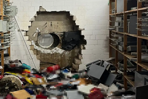 Рождественский триллер в Германии: грабители просверлили банк и обчистили 3000 сейфов