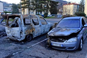 Во Франции побили рекорд по сожженным в новогоднюю ночь автомобилям