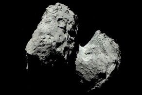 Комета Чурюмова — Герасименко: 10 захватывающих снимков с рекордно близкого расстояния