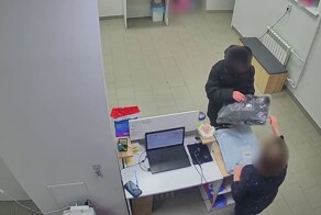 Парень похитил куртку из пункта выдачи заказов