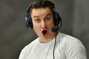 Омский комментатор оскорбил казахстанских хоккеистов-юниоров в прямом эфире