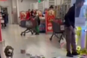 Мужчина вскрыл игровой автомат после проигрыша