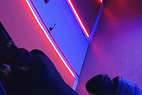 Мужчина устроил стрельбу из&nbsp;пистолета во время игры в дартс