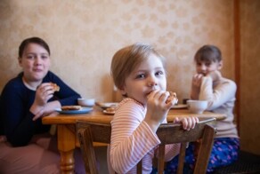 Гость или нахлебник?: пользователи анализируют тактику детского гостевого хитроумия