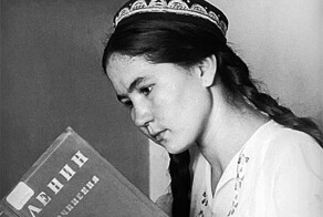 В Узбекистане чиновникам будут платить за чтение книг