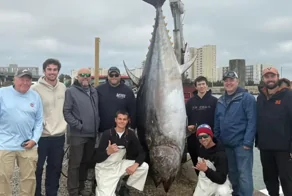 Рыбак похвастался рекордным уловом весом почти 380 кг