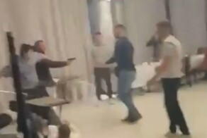 Массовая драка произошла в одном из ресторанов города Шахты