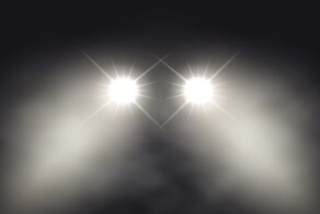 Водителей хотят лишать прав за ксеноновые фары и мигающие стоп-сигналы