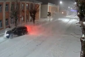 Белорус два раза въехал в забор, чтобы получить страховку, но вместо этого лишился прав