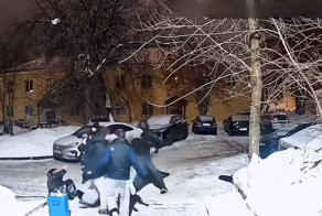 В Уфе толпа избила парня, пришедшего вернуть украденный телефон