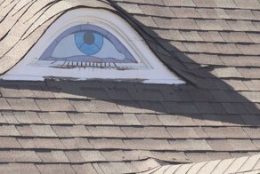 «Дом с глазом»: всевидящее око истории