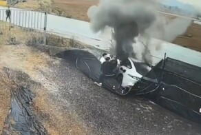 Именно из-за этой катастрофы Китай запретил скрытые дверные ручки