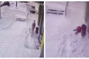 Школьница получила травму головы из-за снега, упавшего с крыши