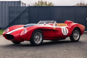Детский автомобиль Ferrari 250 Testa Rossa продали за рекордную сумму