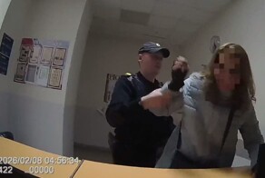 Женщина дважды устроила пьяный дебош в аэропорту Перми