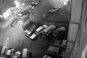 Во Владивостоке таксист-мигрант наехал на пассажиров после ссоры