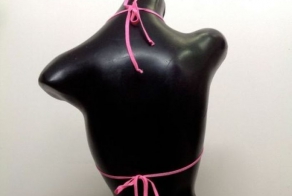 Нескромный купальник (5 фото)