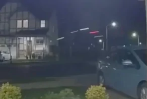 Пикап взлетел и протаранил жилой дом в Тигарде