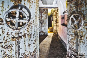 Закопать миллиарды под землю, бункер Мажино