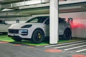 Учёные подсчитали, что гибриды расходуют втрое больше топлива, чем обещают производители