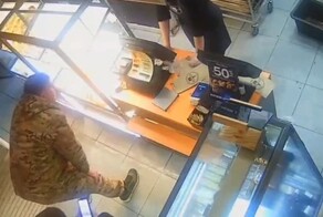 Неадекват ударил продавщицу из-за сыра