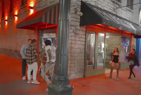 Попытка драки в Остине закончилась мгновенным арестом