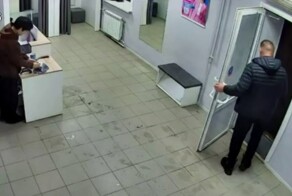 Мужчина подрался с сотрудником пункта выдачи в Нижнем Новгороде