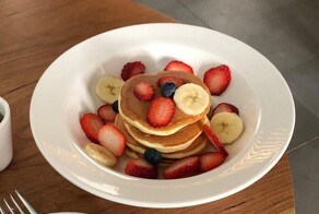 «Я как-то на завтрак борщ ела»: пользователи пытаются составить утреннее меню на неделю без яиц и каш