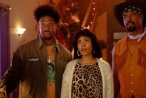 Все отсылки в недавнем трейлере фильма «Очень страшное кино 6»