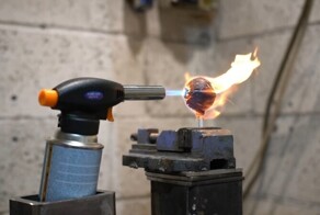 Chupa Chups создал обёртку для леденцов, которую еще сложнее открыть