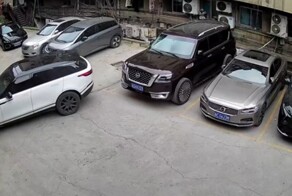 Долго целился и попал