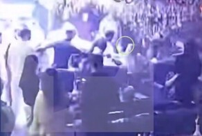 Незнакомец напал на девушку с кулаками за отказ познакомиться