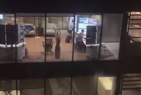 Рабочее место сотрудника BBC News