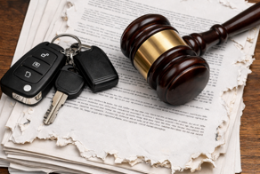 Житель Балашихи попытался отгрызть решение суда вместе с пальцем судьи