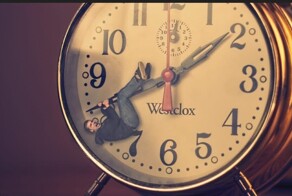 «Давайте переделаем жаворонков под сов!»: пользователи пытаются понять, можно (и нужно) ли изменить свой хронотип за две недели