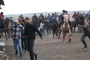 В Подмосковье суд оштрафовал организатора тюркской игры с тасканием туши козла