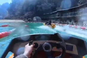 "Картинг" на воде в Китае