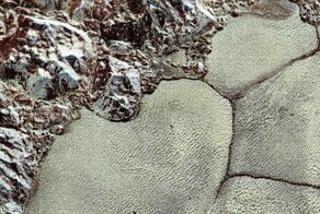 Метановые дюны на Плутоне — одно из самых неожиданных открытий "Новых горизонтов"