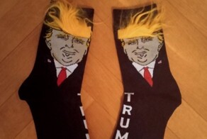 Конгрессмены США подарили российской делегации носки с Дональдом Трампом